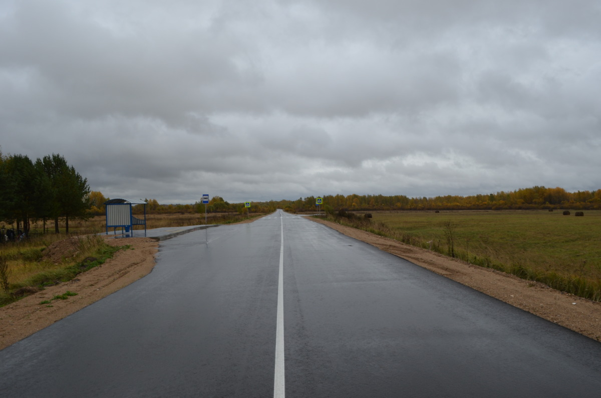 В Новодугинском районе Смоленской области завершили дорожные работы