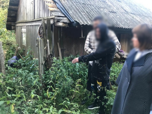 В «заброшке» в Смоленской области задушили мужчину и спрятали труп