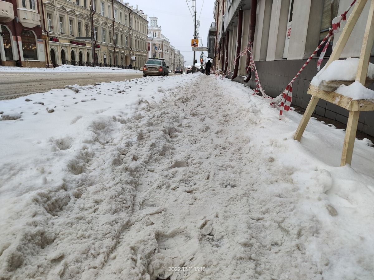 Мэрия Смоленска отчиталась о тщательной уборке снега