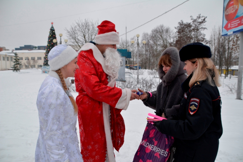 В Смоленской области подведены итоги акции «Полицейский Дед Мороз»