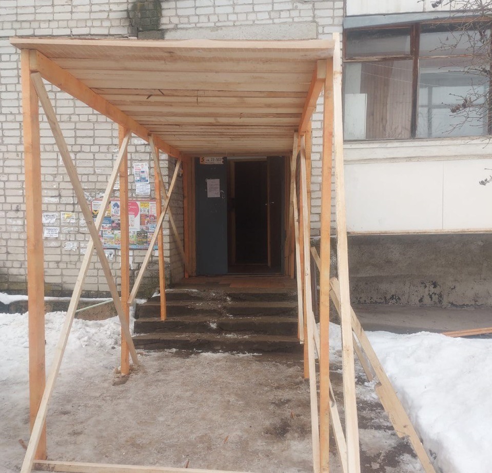 В представляющем опасность доме на улице Тенишевой отключили газ