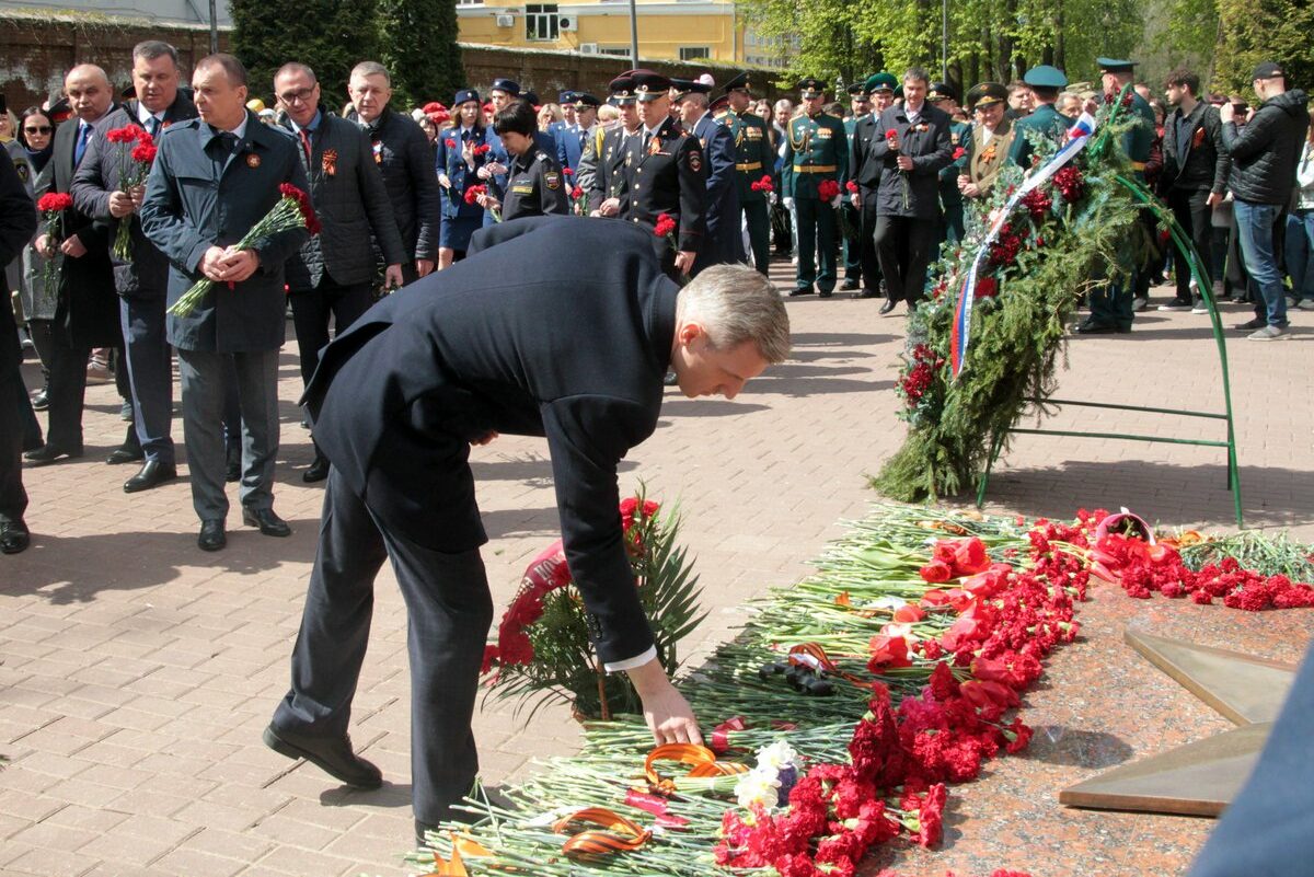 Возложение венцов в церкви картинки