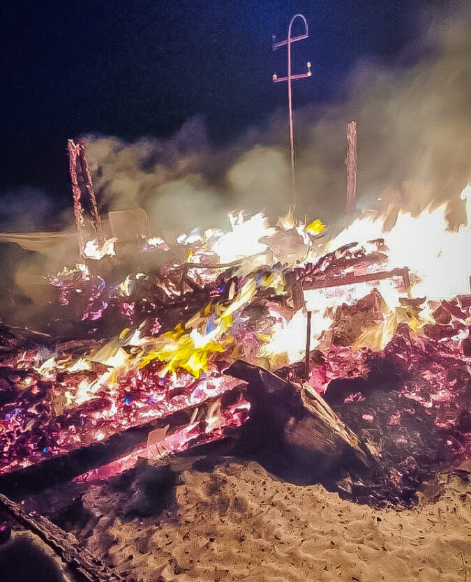 Ночной пожар в Смоленской области унес жизнь человека