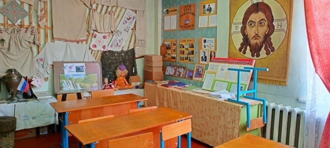 Родители просят смоленские власти не закрывать школу в Монастырщинском районе