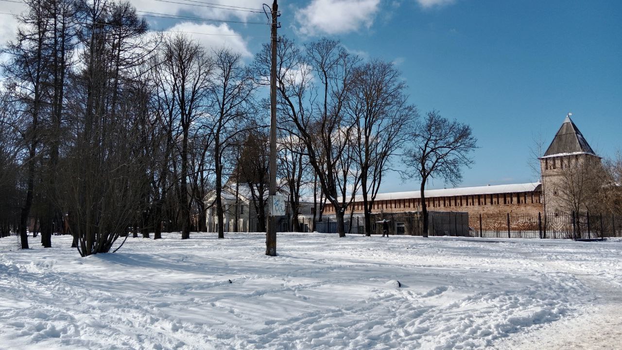 Территорию у крепостной стены в Смоленске ждет благоустройство