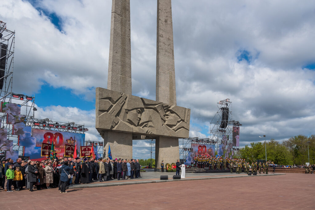 «Бессмертный полк» с участием смолян прошел по Витебску и Могилеву