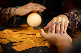 таролог, гадание, ведьма, карты