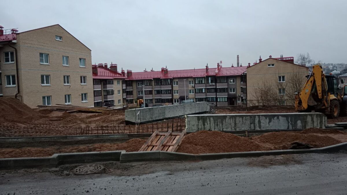 Готовность музыкального сквера в Смоленске составила около 60%