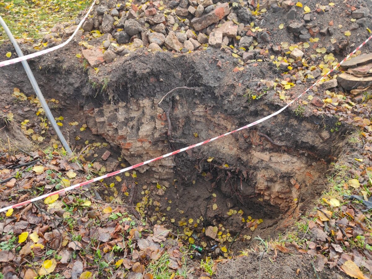 В Вязьме общественные туалеты построили на культурном слое города