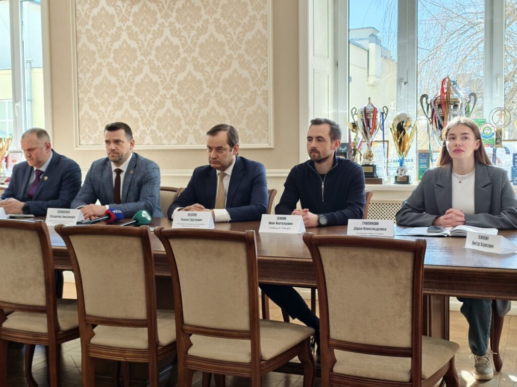 В смоленском футбольном клубе «Искре» рассказали о стратегии на сезон и других планах