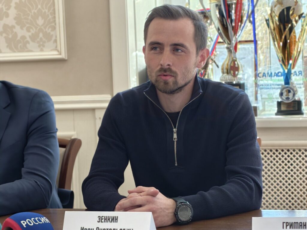 В смоленском футбольном клубе «Искре» рассказали о стратегии на сезон и других планах