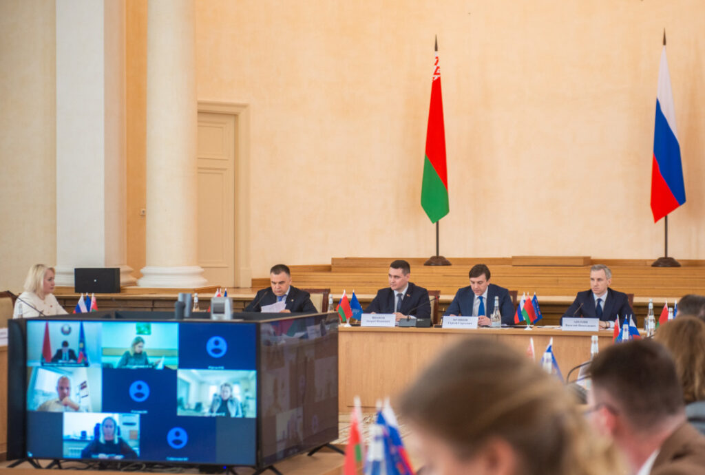 В Смоленске прошло совместное заседание коллегий Минпросвещения России и Министерства образования Беларуси
