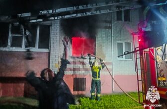 Пожар пожарные возгорание горение дом здание