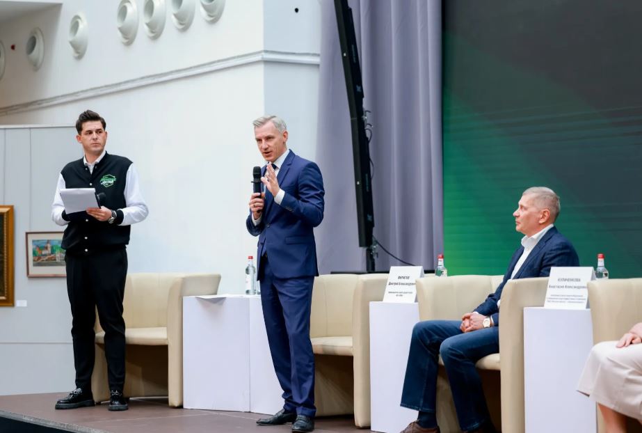 Губернатор обсудил с руководством группы «НЭК» расширение присутствия в Смоленской области