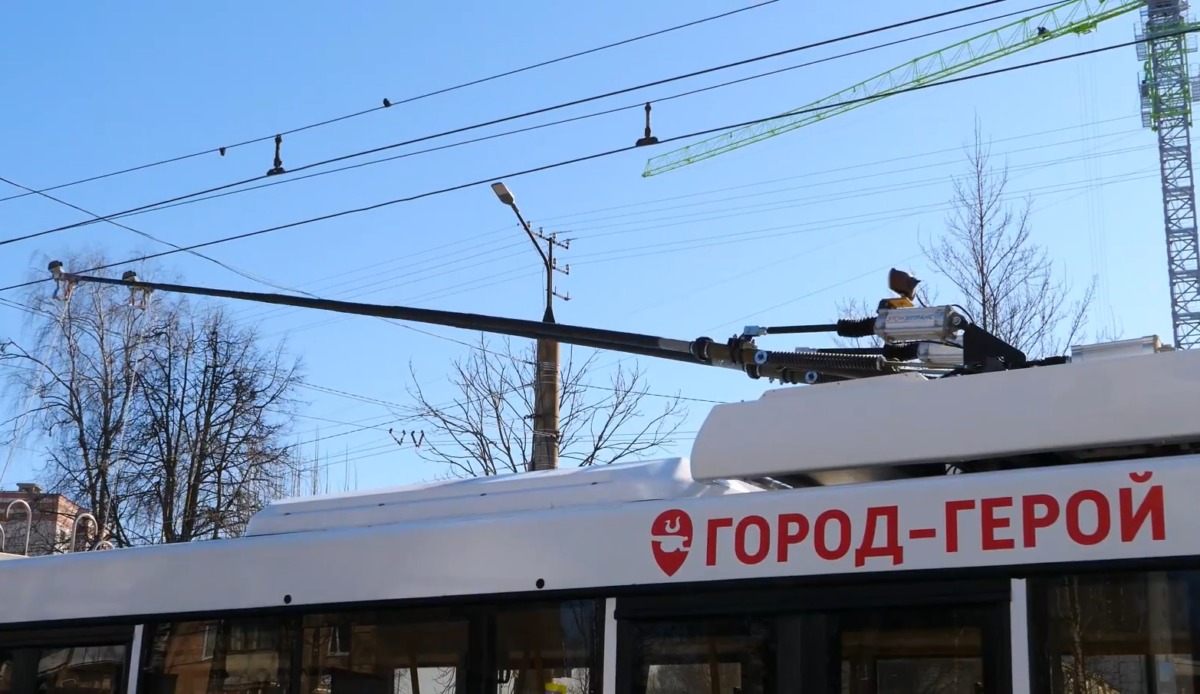 троллейбусов