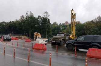 оползнем