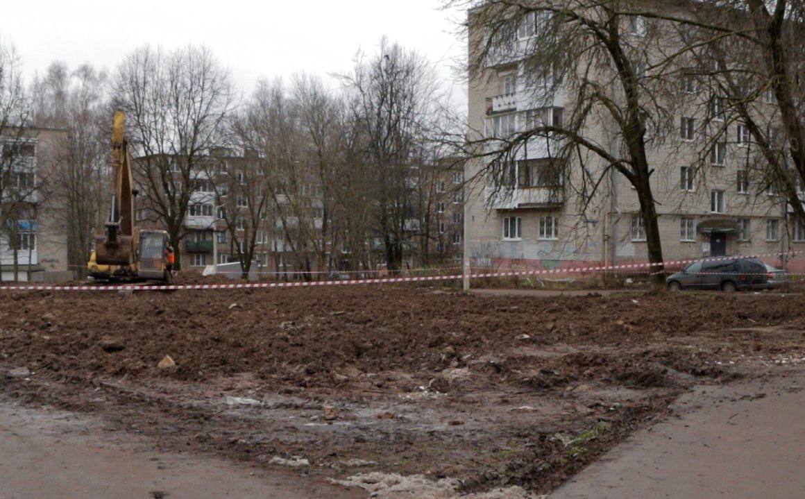 Карманный парк на месте снесенного недостроя в Смоленске планируется создать в 2027 году